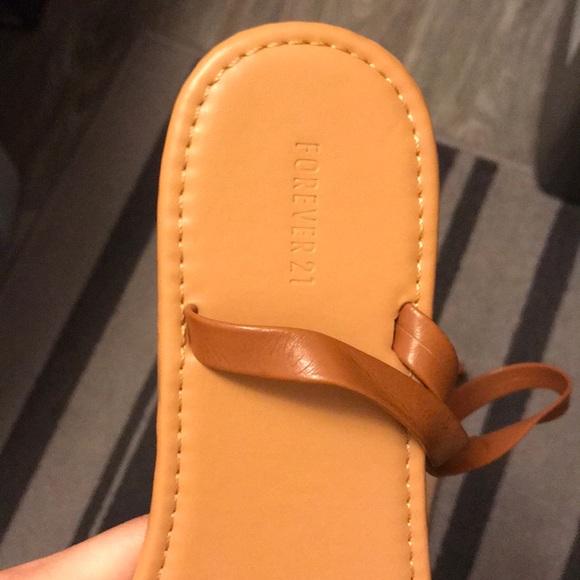 NWOT Tan Double Wrapped ankle Sandals - Picture 4 of 4